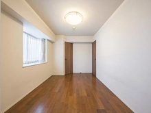 【東京都/三鷹市下連雀】パークハウス吉祥寺トリニファイ 洋室