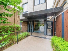 【東京都/練馬区石神井台】プラウド石神井台ディアージュ エントランス