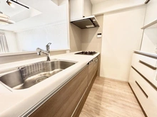 【埼玉県/戸田市喜沢南】ローヤルシティ川口西 キッチン：家具調度品は価格に含まれません