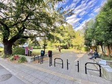 【東京都/武蔵野市吉祥寺東町】吉祥寺レジデンシア  宮本小路公園（現地より約710m）