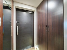 【東京都/西東京市柳沢】ライオンズマンション田無イーストレジデンス 玄関