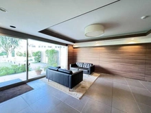 【東京都/西東京市田無町】プラウド田無ガーデンズ ラウンジ