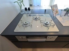 【東京都/国分寺市本町】ファミールスクエア国分寺 キッチン：三口コンロ