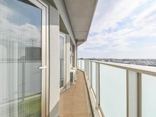 【東京都/調布市東つつじケ丘】リビオつつじヶ丘タワーレジデンス バルコニー：角部屋により広々とした2面