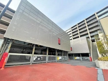 【神奈川県/川崎市多摩区生田】クレストフォルム生田グランヒルズ 駐車場