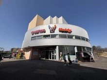 【東京都/稲城市若葉台】ファインストーリアスカイツインズエアリータワー スーパー三和若葉台店（現地より約420m）