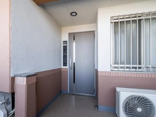 【東京都/稲城市矢野口】レリアコート京王よみうりランドウエスト 玄関