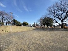 【東京都/稲城市矢野口】レリアコート京王よみうりランドウエスト 吉方公園（現地より約173m）