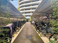 【東京都/調布市国領町】クレヴィア調布国領RESIDENCE ブリーズテラス 駐輪場：駐輪場は有償です。