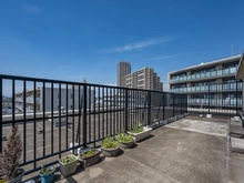 【東京都/調布市国領町】クレヴィア調布国領RESIDENCE ブリーズテラス ルーフバルコニー