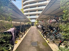 【東京都/調布市国領町】クレヴィア調布国領RESIDENCE ブリーズテラス 駐輪場：駐輪場は有償です。