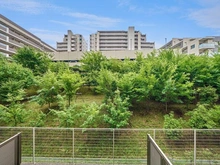 【東京都/稲城市東長沼】プラウドシティ南山 A棟 眺望