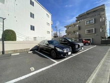 【東京都/調布市布田】ライオンズヴィアーレ調布 駐車場