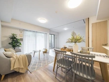 【東京都/稲城市東長沼】プラウドシティ南山 A棟 リビング・ダイニング