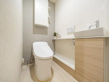 【東京都/稲城市東長沼】プラウドシティ南山 A棟 トイレ