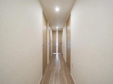 【東京都/稲城市東長沼】プラウドシティ南山 A棟 廊下