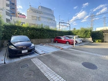 【東京都/多摩市一ノ宮】エールトレビュー聖蹟桜ヶ丘ハイライズソワレ 駐車場