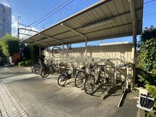 【東京都/多摩市一ノ宮】エールトレビュー聖蹟桜ヶ丘ハイライズソワレ 駐輪場