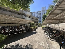 【東京都/調布市国領町】ヒルズ・グランウェイヴ調布国領 駐輪場