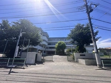 【東京都/調布市国領町】ヒルズ・グランウェイヴ調布国領 第六中学校（現地より約320m）：