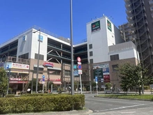 【東京都/調布市国領町】ヒルズ・グランウェイヴ調布国領 ココススクエア（現地より約400m）：