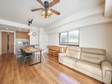 【東京都/稲城市東長沼】プラウドシティ南山 A棟 リビング・ダイニング