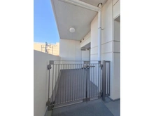 【埼玉県/八潮市大字伊勢野】ブライトップガーデン ポーチ