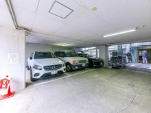 【東京都/目黒区緑が丘】自由ヶ丘アーバンライフ 駐車場