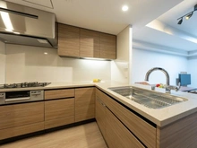 【東京都/目黒区大岡山】プラウド都立大学 キッチン