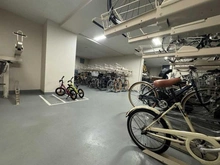 【東京都/府中市宮西町】アトラスタワー府中 駐輪場