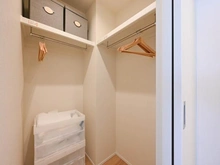 【東京都/世田谷区深沢】エクレールガーデン深沢 収納：ウォークインクローゼット