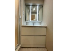 【東京都/品川区小山】ベルシャンブル小山 参考写真：※室内の写真ではございません。内装の色味を確認いただくための参考写真です。