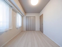 【東京都/世田谷区上野毛】グランスイート二子玉川スタイルフォート 洋室