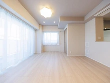 【東京都/世田谷区上野毛】グランスイート二子玉川スタイルフォート 洋室