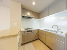 【東京都/世田谷区上野毛】グランスイート二子玉川スタイルフォート キッチン