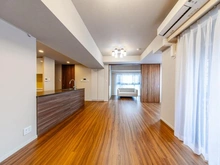 【東京都/渋谷区上原】アトラス代々木上原 リビング・ダイニング：※家具・調度品等は本体価格に含まれません。