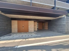 【東京都/目黒区上目黒】ザ・パークハウス諏訪山 エントランス