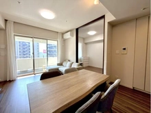 【東京都/府中市宮西町】アトラスタワー府中 リビング：(奥)洋室