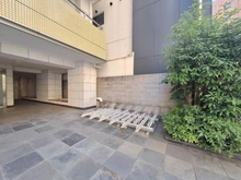 【東京都/港区浜松町】スカイコート浜松町壱番館 駐輪場