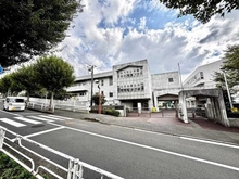 【神奈川県/横浜市旭区中白根】ナイスサンソレイユ横濱鶴ヶ峰 横浜市立上白根北中学校（現地より約1,300m）