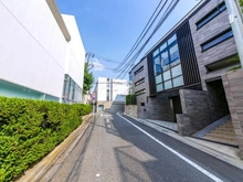 【東京都/渋谷区元代々木町】プラウド元代々木町 前面道路