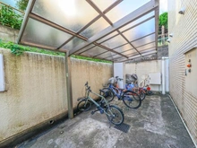 【神奈川県/横浜市青葉区市ケ尾町】メゾン市ヶ尾 駐輪場
