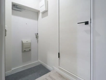 【神奈川県/川崎市川崎区渡田】コアメゾン川崎 玄関