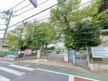【東京都/世田谷区深沢】パークハウス深沢コートレジデンス 世田谷区立深沢小学校（現地より約350m）：