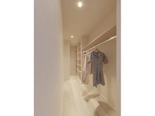 【東京都/目黒区鷹番】シャンボール学芸大学 ファイリークローク：画像はCGとなりイメージです。