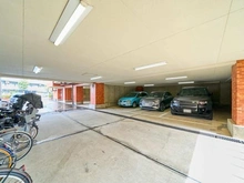 【東京都/目黒区鷹番】シャンボール学芸大学 駐車場