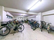 【東京都/目黒区目黒本町】ダイアパレス学芸大学II 駐輪場