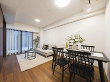 【東京都/目黒区目黒】ディアナコート目黒 リビング・ダイニング：※家具・調度品等は本体価格に含まれません。