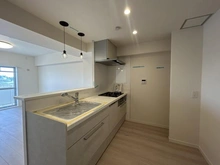 【東京都/世田谷区奥沢】日商岩井自由が丘マンション キッチン