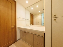 【東京都/世田谷区深沢】フォーリア駒沢公園パークサイド 洗面室